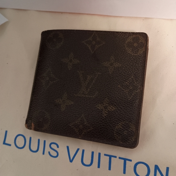 Louis Vuitton Handbags - Authentic LOUIS VUITTON wallet